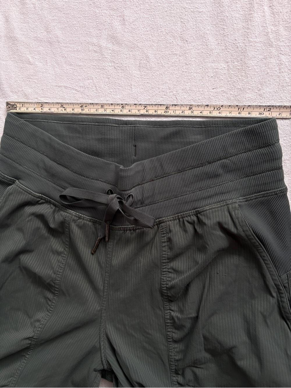 Lululemon Dance Studio Mid Rise Jogger Full Length Army Green - Picture 14 of 16
